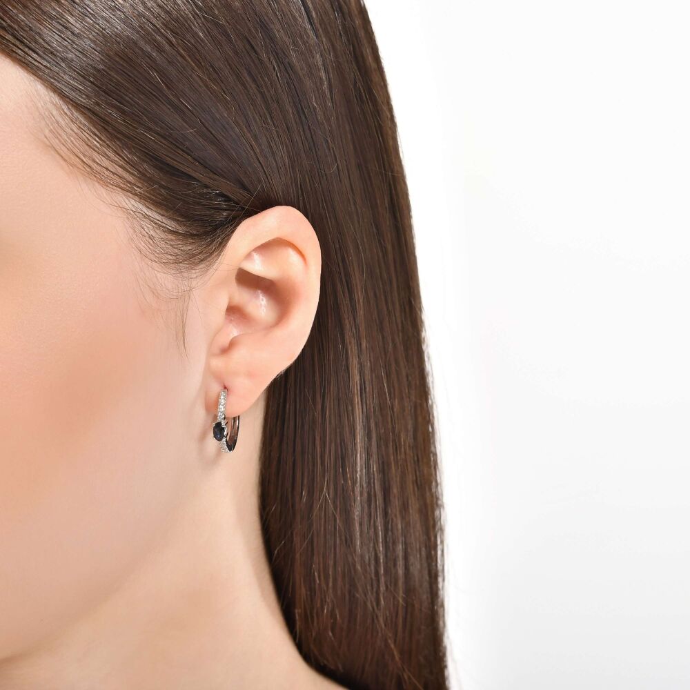 18 AYAR BEYAZ ALTIN 0,83 KARAT PIRLANTA SAFİR KÜPE					 - 3