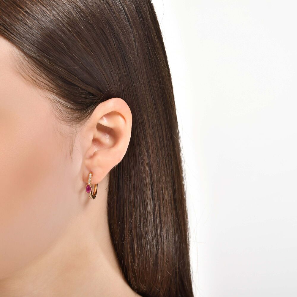 18 AYAR GOLD ALTIN 0,87 KARAT PIRLANTA YAKUT KÜPE					 - 3